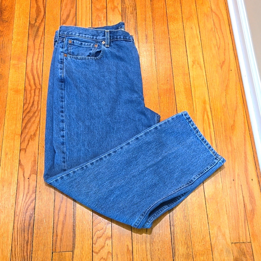 LEVI'S ▪︎ Men's 550 Jeans W42 L30 Medium Wash, EUC